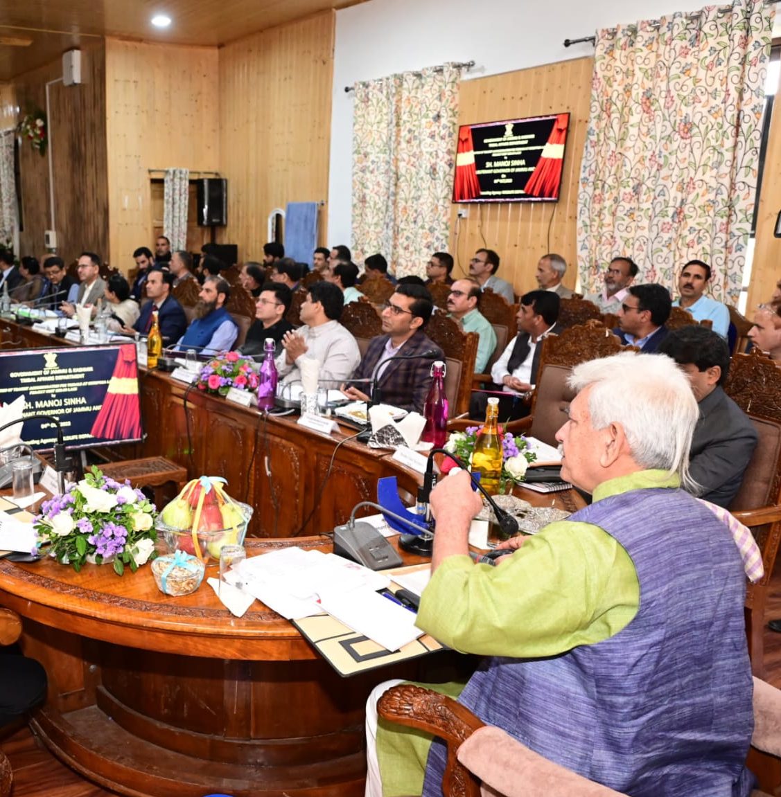 LG visits Shopian; inaugurates, lays foundation stone for various development projects