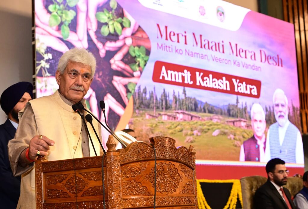 ‘Meri Maati Mera Desh’:  LG receives ‘Amrit Kalash’ from all blocks, municipal bodies of Kashmir, flags it off for onward journey to New Delhi