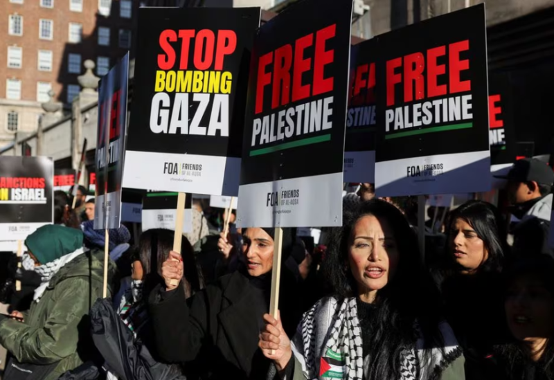 Crowds gather for London pro-Palestinian rally as police brace for clashes