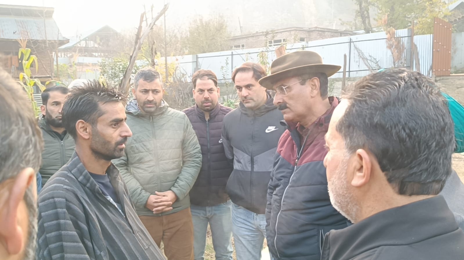 Director Agriculture takes stock of Rabi crop scenario in Kupwara