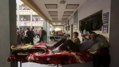 Heavy fighting rages near main Gaza hospital as Netanyahu dismisses calls for a cease-fire