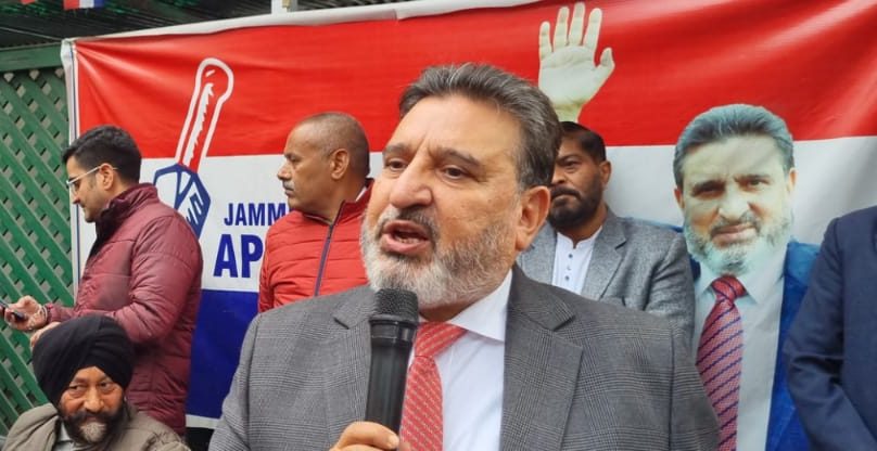 Will address concerns of transporters in J&K: Altaf Bukhari
