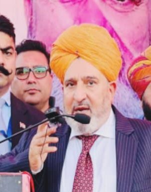 Jammu disappointed with BJP, LG administration: Altaf Bukhari 