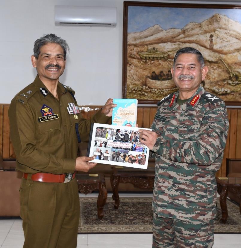 Army’s Northern commander, DGP discuss security plan in J&K ahead of winter