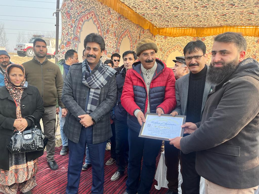 Agriculture Deptt organises interactive prog with farmers in Bijbehara