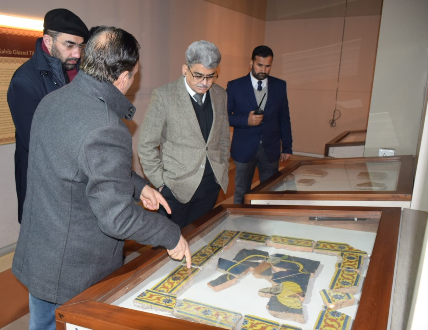 Atal Dulloo visits Shri Pratap Singh Museum 