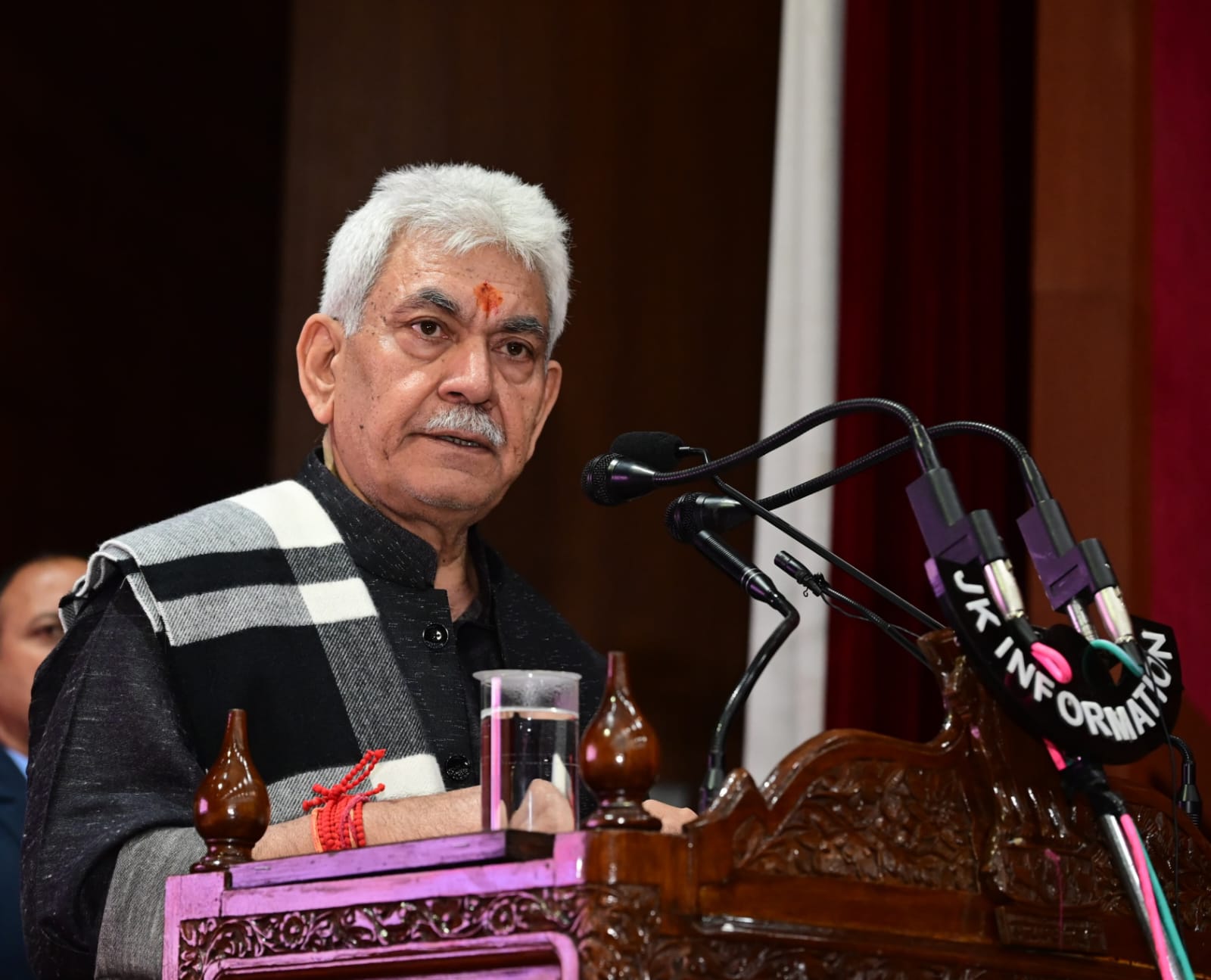 Collective efforts needed to promote Sanskrit among youngsters: LG