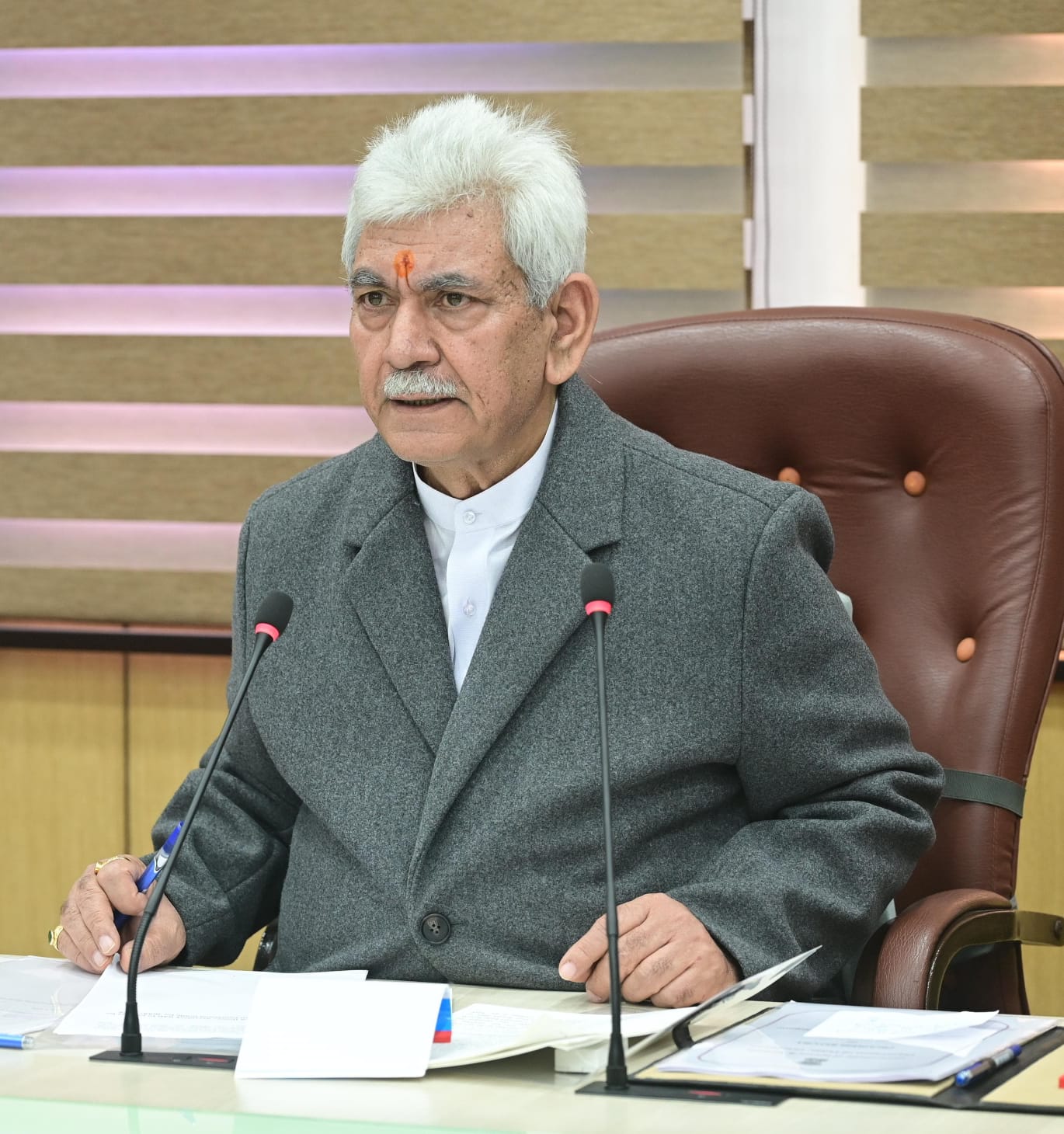 ‘LG’s Mulaqaat’: Sinha directs effective, speedy action on citizens’ complaints, concerns