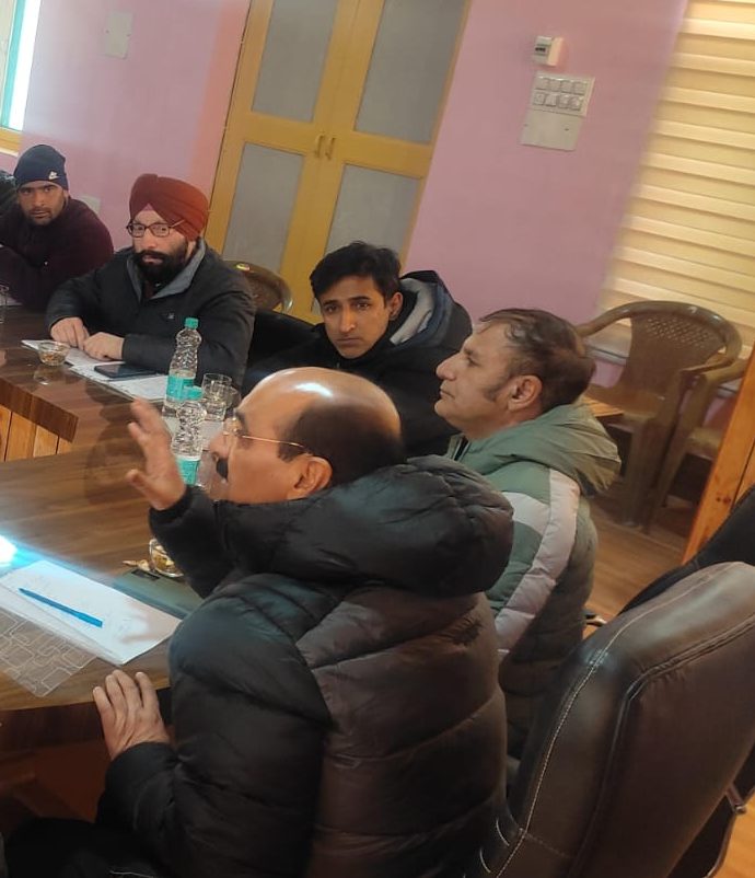 Director Agri inspects various under-implementation works at Pattan, Kanispora