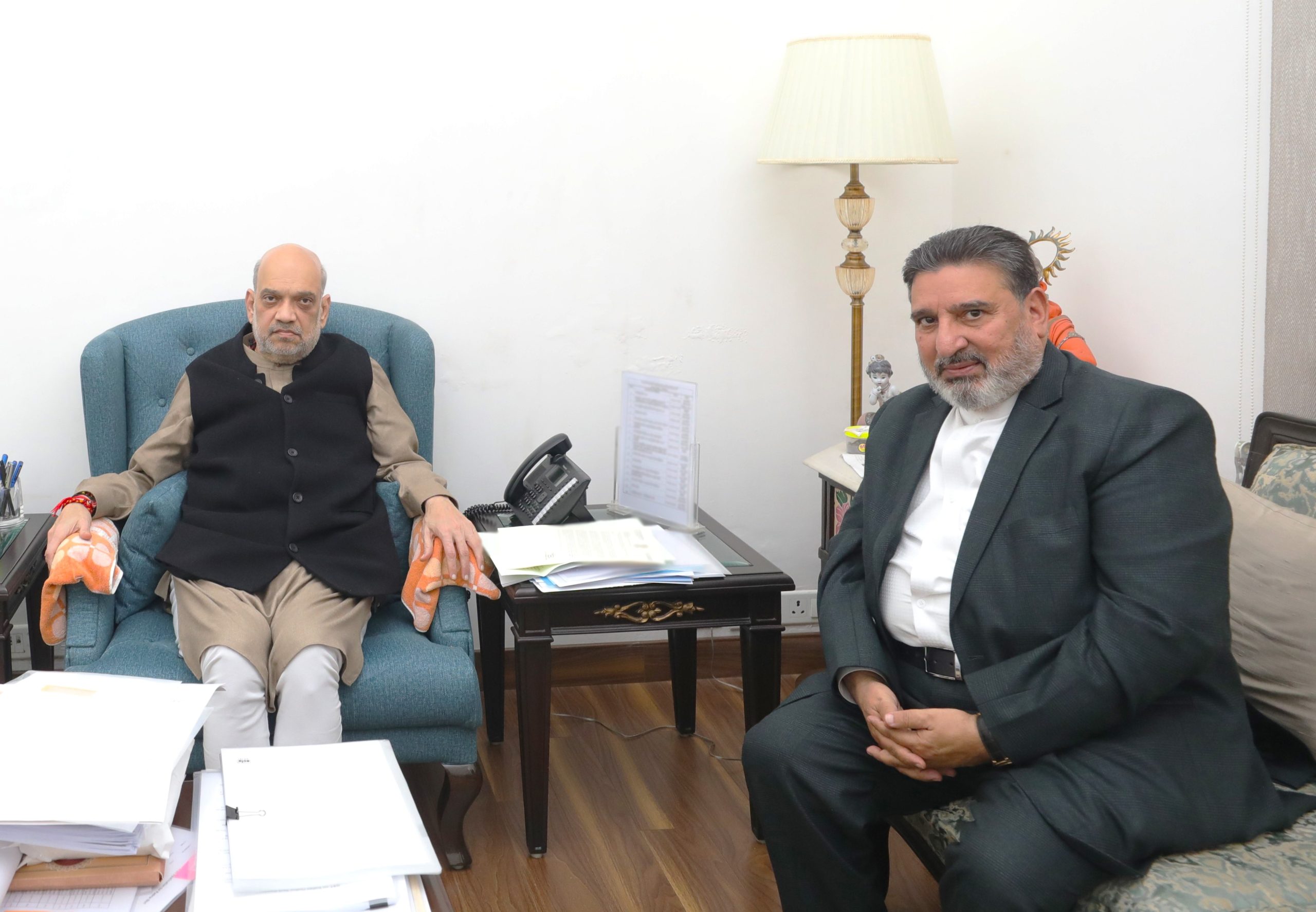 Apni Party chief meets Amit Shah, raises concern over civilian deaths