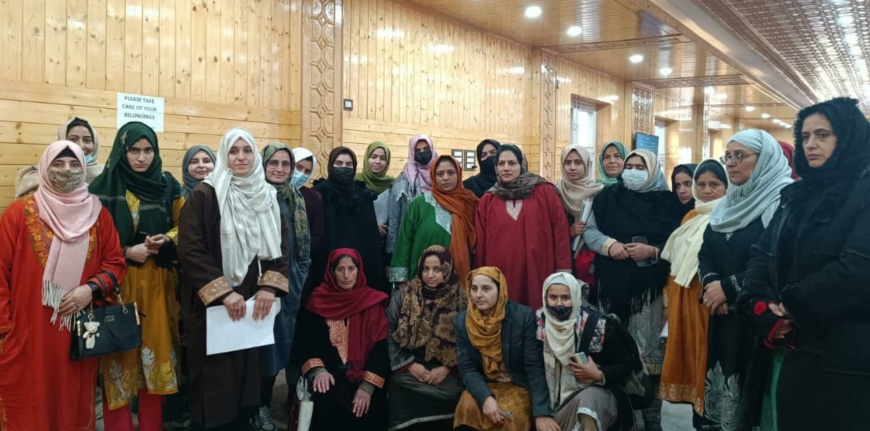 JKRLM & Food Safety Deptt collaborate to empower SHGs with Food Safety Training