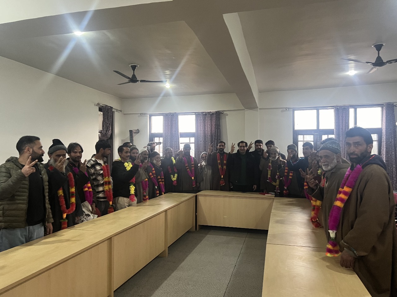 Sajad Lone welcomes new members from Lolab