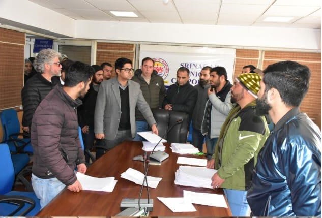 Commissioner SMC directs to adopt smart work culture