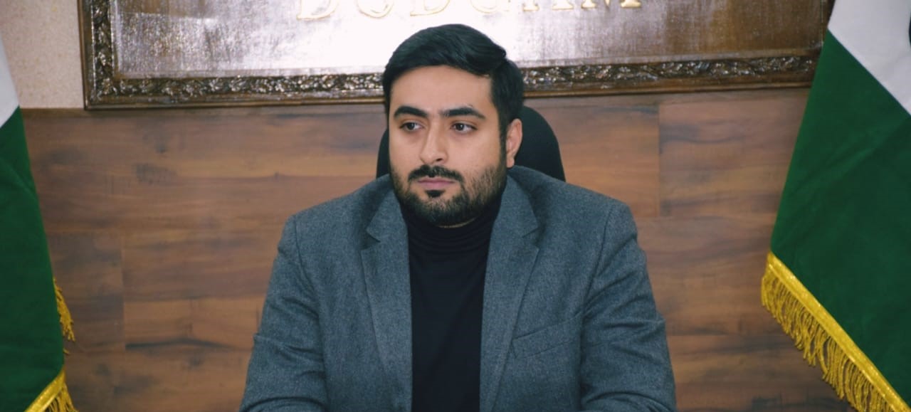 DC Budgam reviews efforts for getting Budgam Town covered under Amrut 2.0