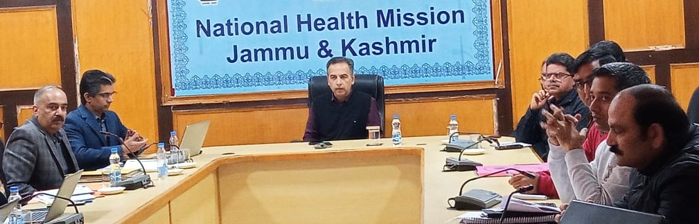 Nazim Zai reviews implementation of NTEP, adult BCG vaccination trial in J&K