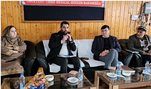 Secretary Health holds public darbar at Baramulla