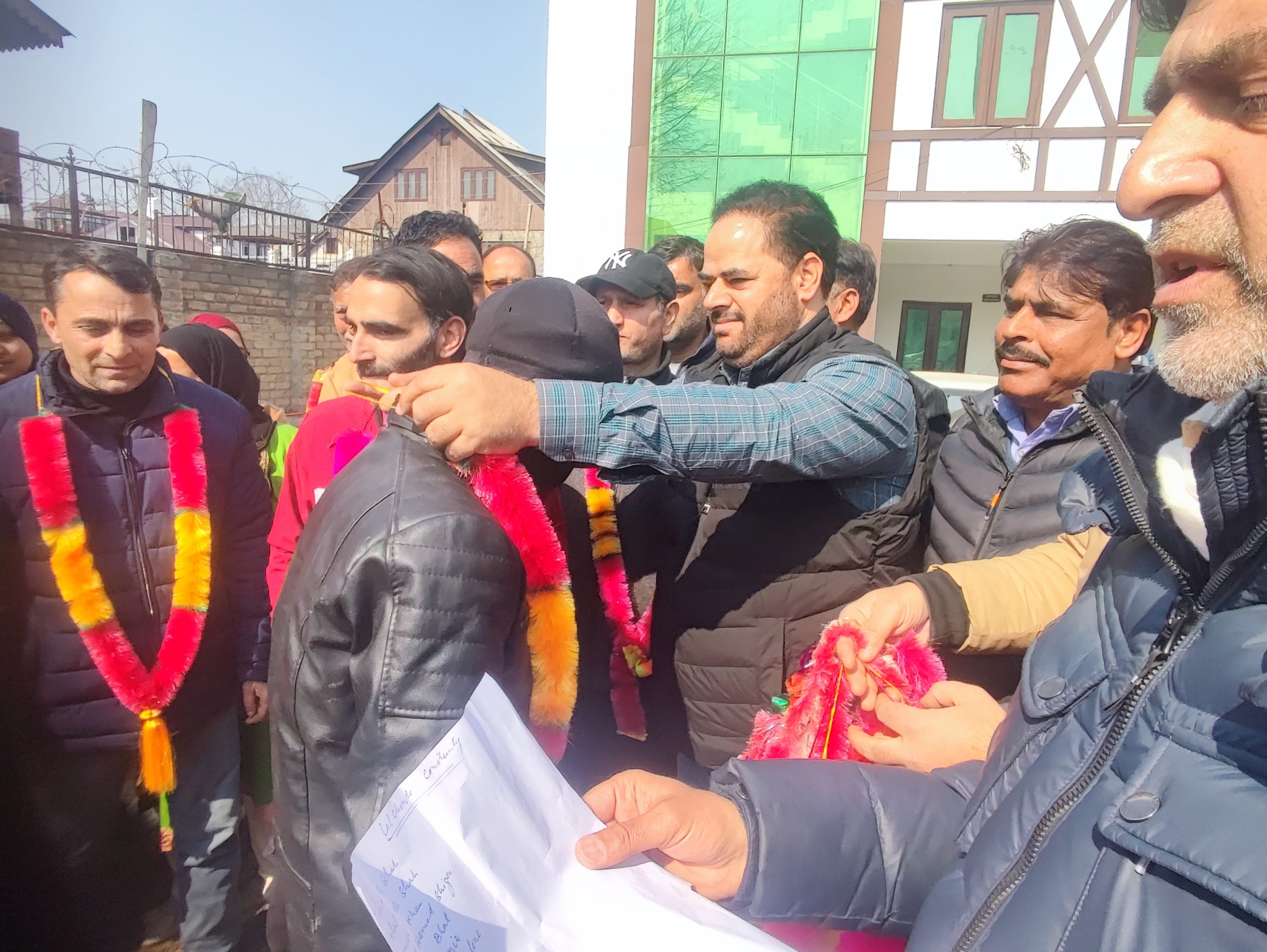 JKPCC chief chairs party leaders meeting