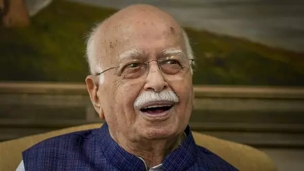 L K Advani to be awarded Bharat Ratna