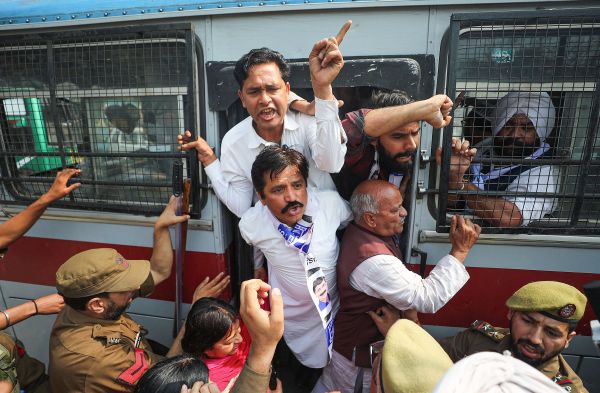 AAP workers detained in Srinagar, Jammu during protests against Kejriwal’s arrest