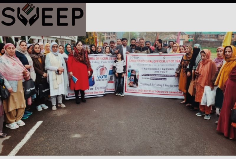 Awareness rally “Run for Democracy” under ongoing SVEEP campaign held in Srinagar