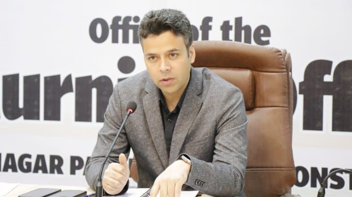 DEO Sgr takes polling station-wise review of preparedness for LS Elections