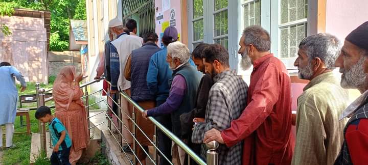 Anantnag-Rajouri seat: Over 8.98% voter turnout recorded till 9 am