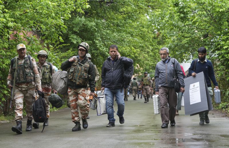 17.48 lakh electorate to choose from 24 candidates as Srinagar LS seat goes to polls Monday