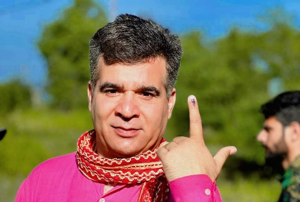 J&K BJP chief votes in Rajouri; thanks people for strengthening democracy