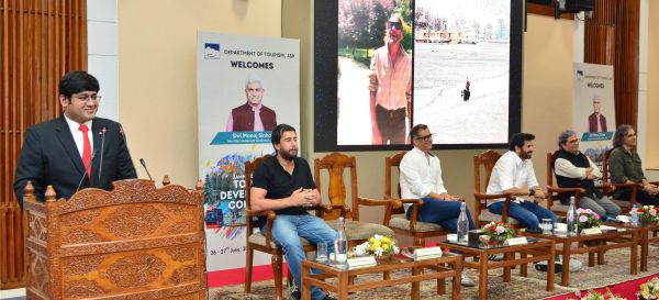 Director Info delivers insightful presentation on Film Tourism in J&K