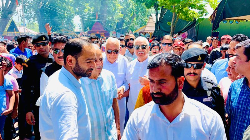 Dr Farooq visits Ganderbal, greets people on Mela Kheer Bhawani
