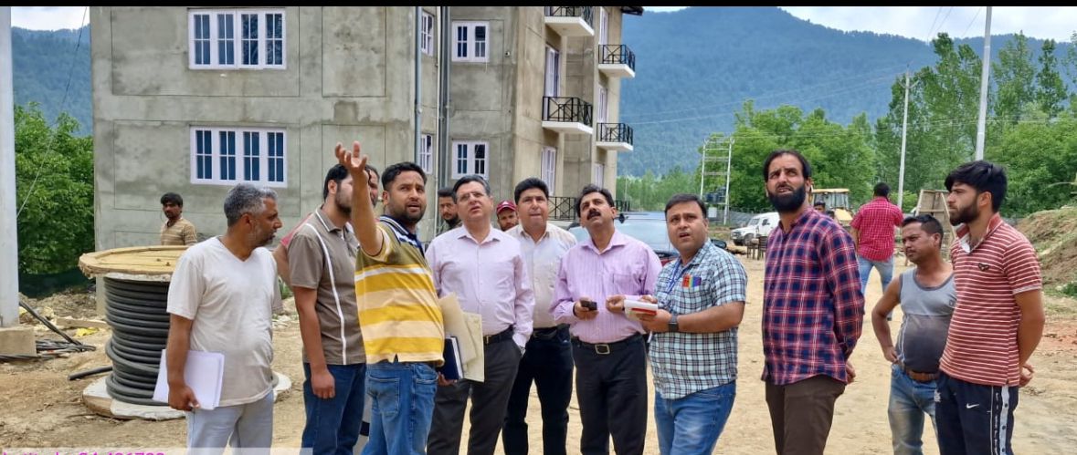 R&R Commissioner reviews arrangements for Mata Kheer Bhawani Mela