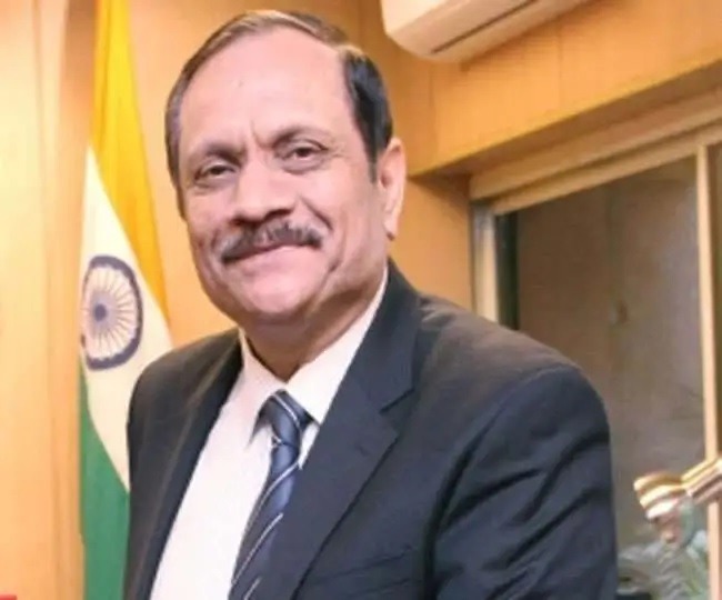 Advisor Bhatnagar visits Nunwan Base camp