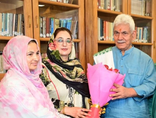 Delegation, representatives of Imamia Coordination Council Uri call on LG