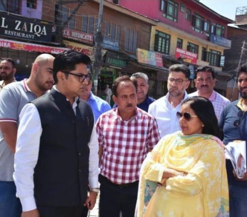 Mandeep Kaur visits Srinagar city; assesses arrangements for Muharam ul Haram