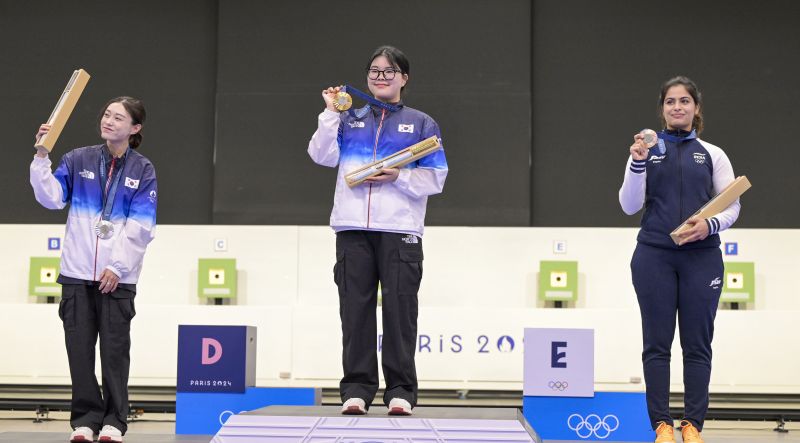 From PM Modi to sporting icons, India rejoice Manu Bhaker’s historic Olympic medal