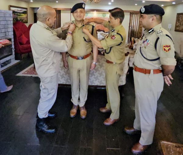 DGP decorates Sujit Kumar with IGP rank
