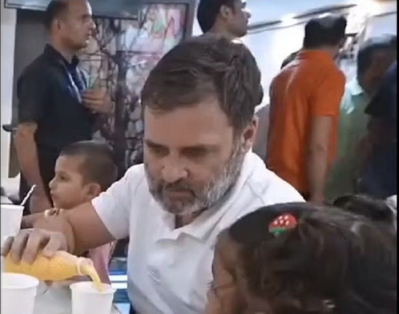 Rahul Gandhi visits top Srinagar eatery for dinner