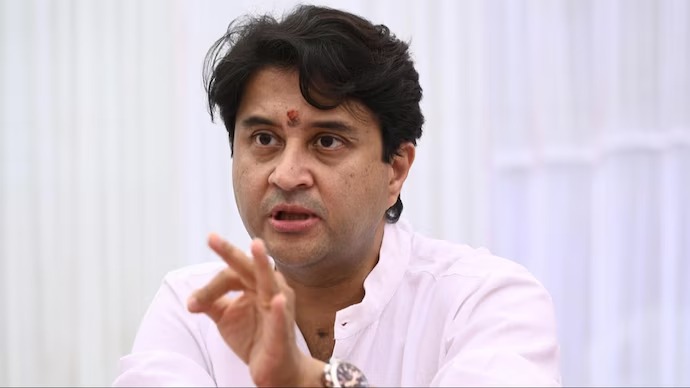 Cong opposed Mandal Commission, now playing negative politics of caste: Scindia