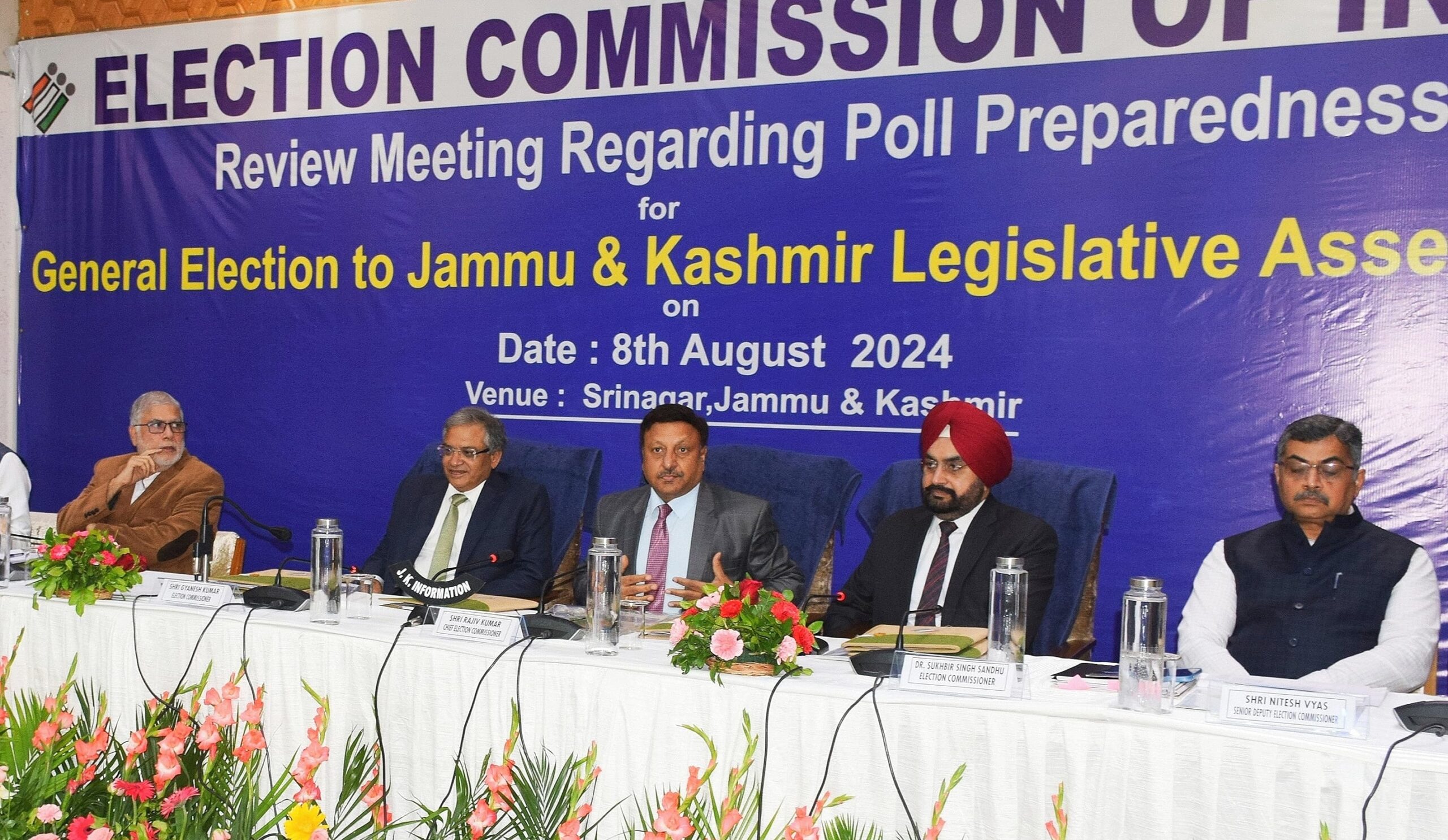 ECI team meets political parties to review assembly poll preparation