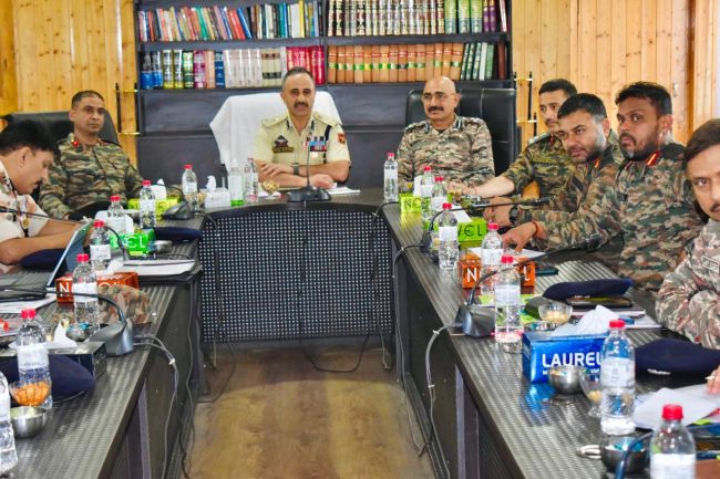 DIG SKR reviews election security preparedness in Anantnag