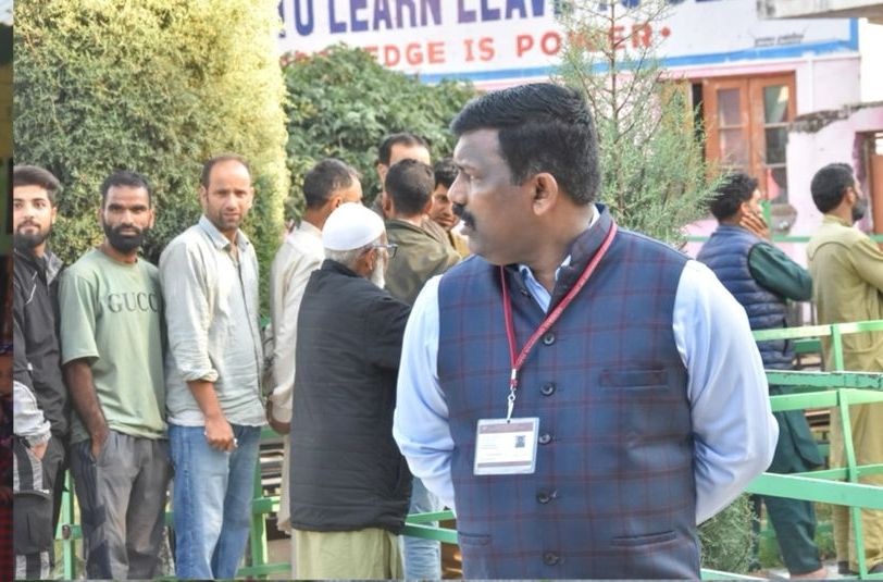 Assembly Elections-2024: General Observer oversees polling process across Zainapora AC