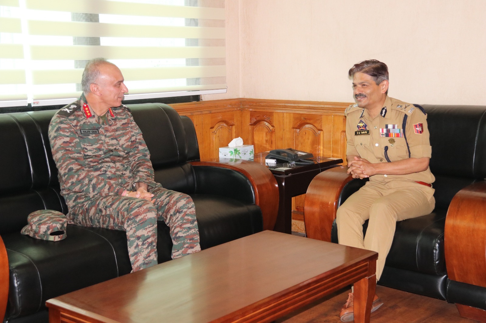 GOC 15 Corps calls on DGP J&K