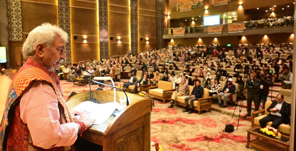 LG urges youth to contribute towards realising vision of ‘Viksit Bharat’