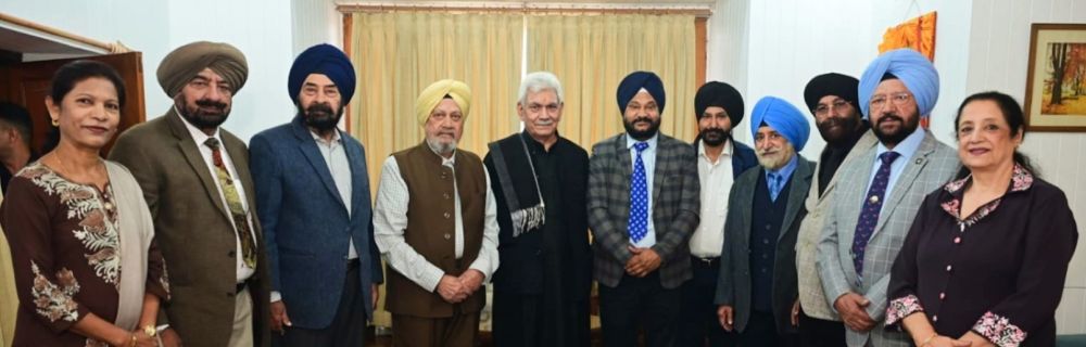 Delegation of Rotarians from Punjab calls on LG