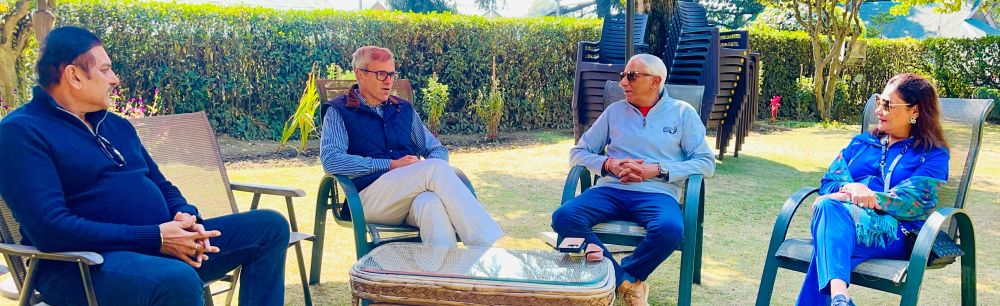 Ravi Shastri calls on Omar Abdullah