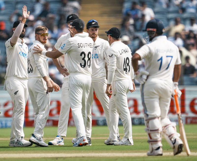 After pace, India fail spin test; New Zealand lead soars to 301 runs in Pune