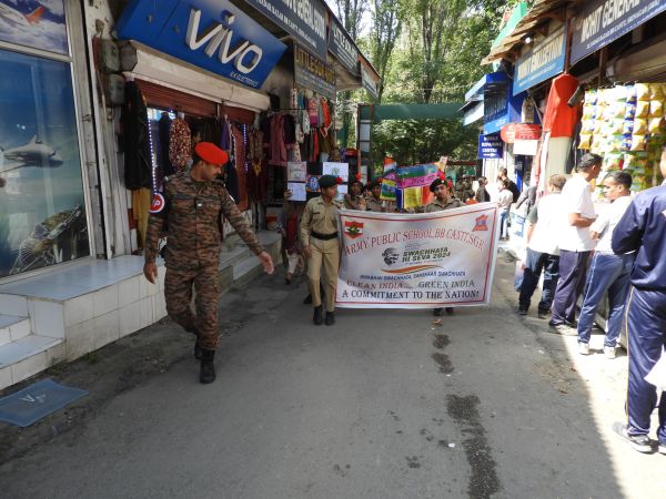 NCC Cadets commemorate Gandhi Jayanti with Swachh Bharat Abhiyan activities in Srinagar
