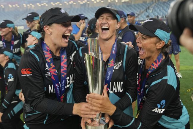 New Zealand White Ferns split USD 2.3 million after winning T20 World Cup
