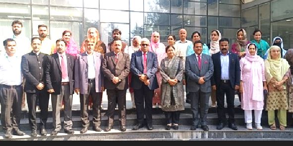 The heart of a lawyer should be like a tiger: Justice Atul Sreedharan