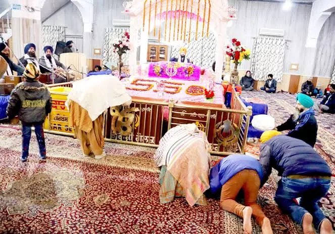 Gurpurab observed with fervour in valley